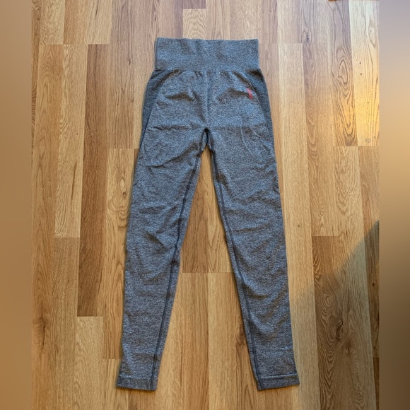 Gymshark Dusky Pink/Gray Flex Sports Bra & Leggings Set - Picture 8 of 9